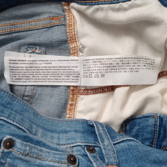 HOLLISTER MEN'S RIPPED LIGHT WASH BLUE  STRETCH SKINNY JEANS.SIZE W32 /L30 - Picture 6 of 15